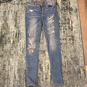 American Eagle Super Stretch X Hi-Rise Distressed Jegging